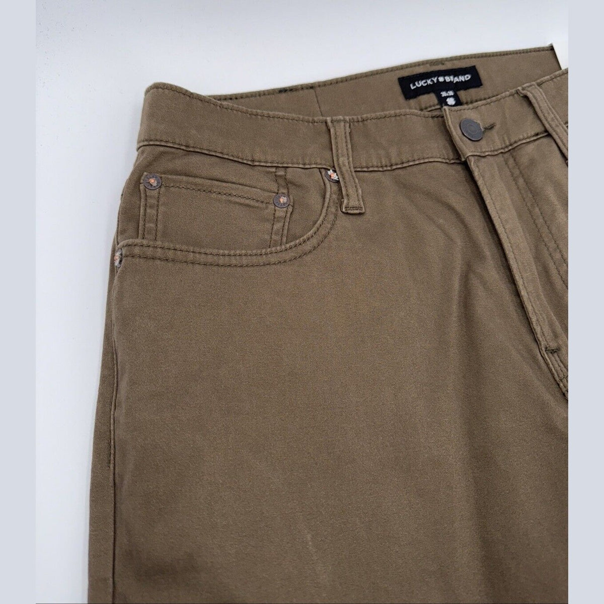 $99 Lucky Brand Men’s 410 Athletic Straight Five Pocket Pants-Bark-30W 30L- New