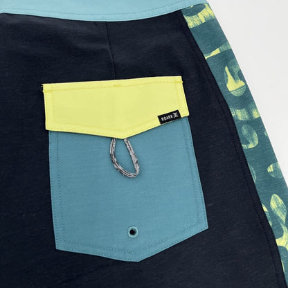 $69 Roark Men’s Passage Panel Batik 17” Boardshorts-D.Navy Black -Size: 38W-New