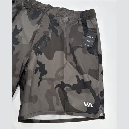 $66 RVCA Men’s Kevin Hybrid 17" Athletic Shorts- Camouflage - Small -New