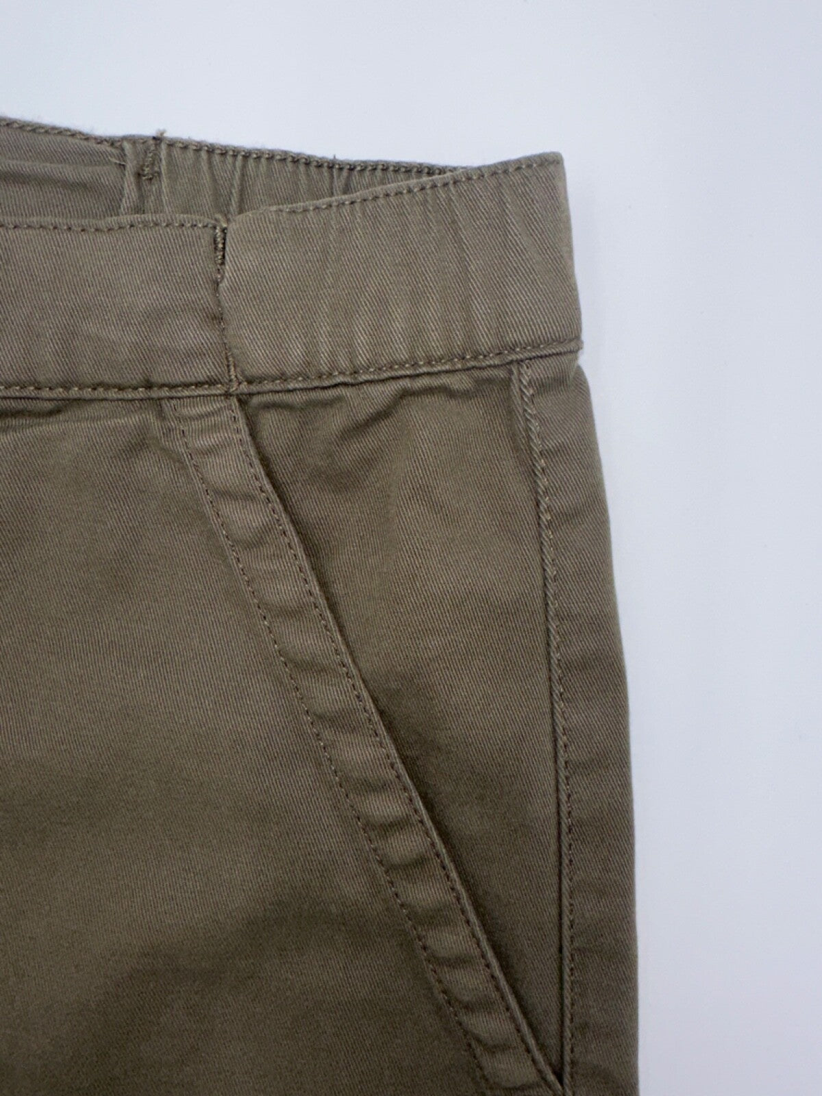 $129 DU/ER Women’s Live Free High Rise Jogger Pant- Size 30W x 28L - Olive -New