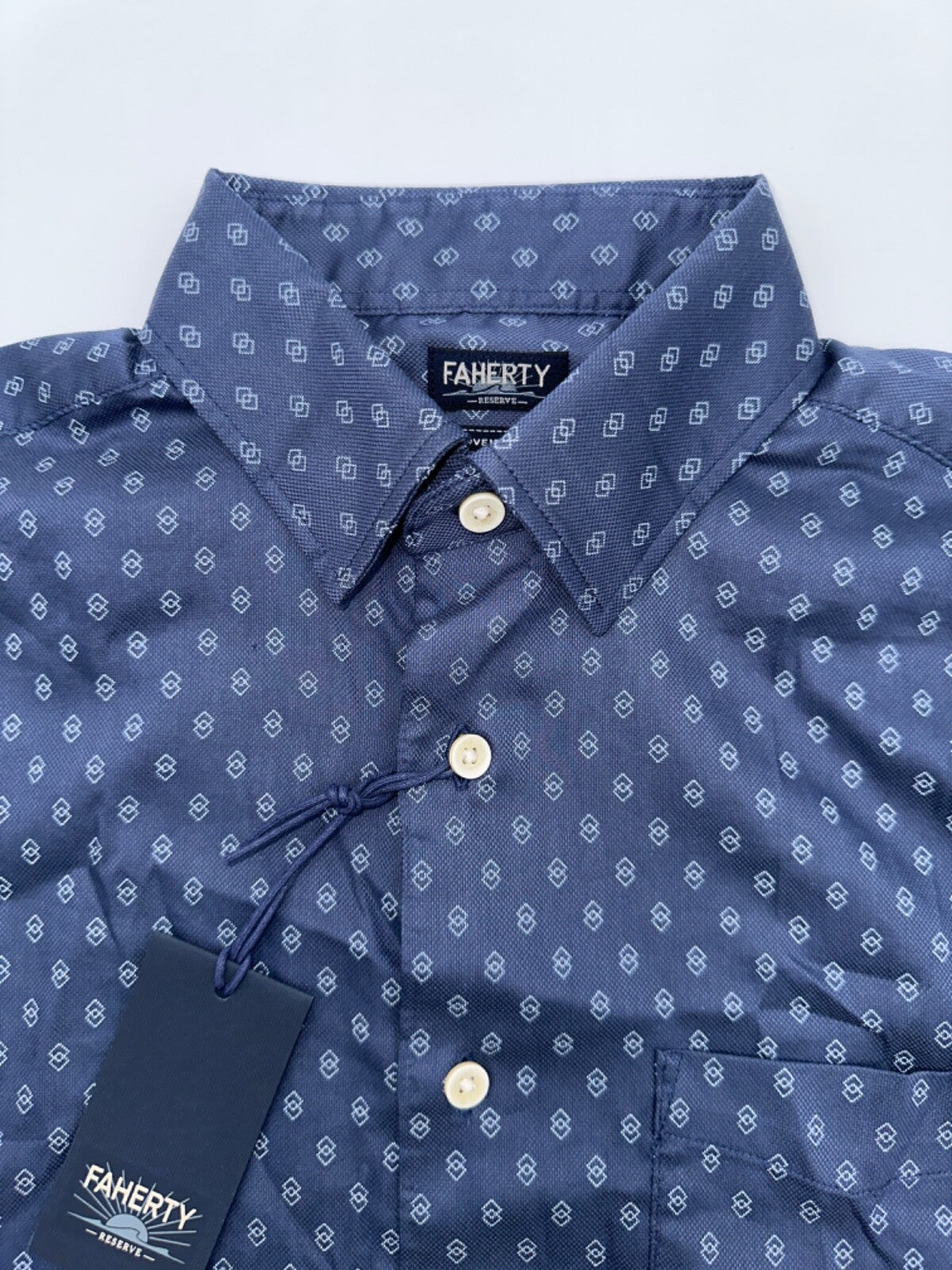 $158 Faherty Men's Movement Short Sleeve Button Down Shirt-Navy Dusk- Small-New