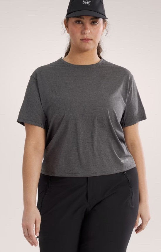 $70 Arc'teryx Women’s Taema Short Sleeve Cropped T-Shirt- Black Heather -Medium