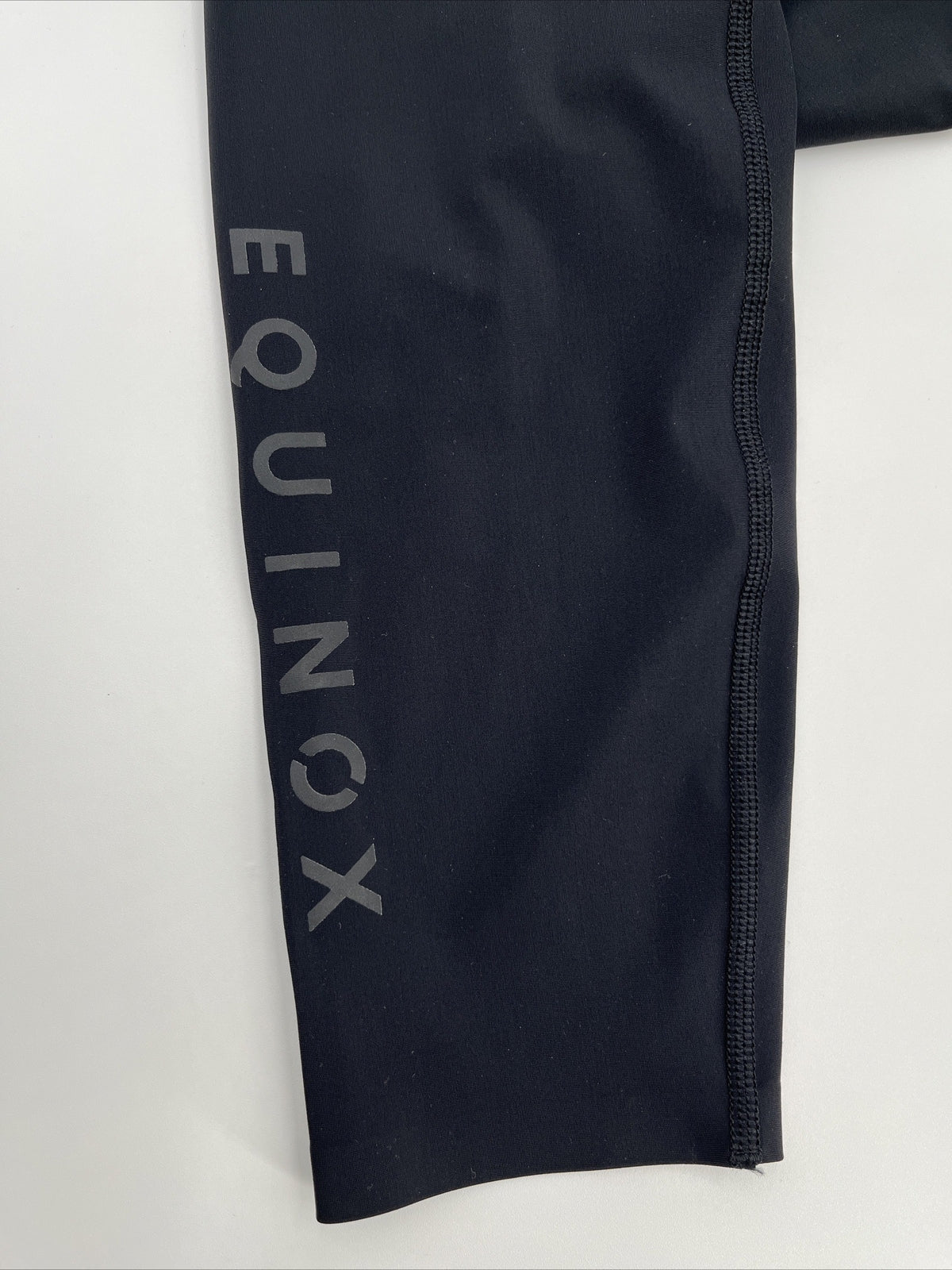 $88 Equinox Women’s Stretch Ascent Running Tights - Black- Medium - New Tags