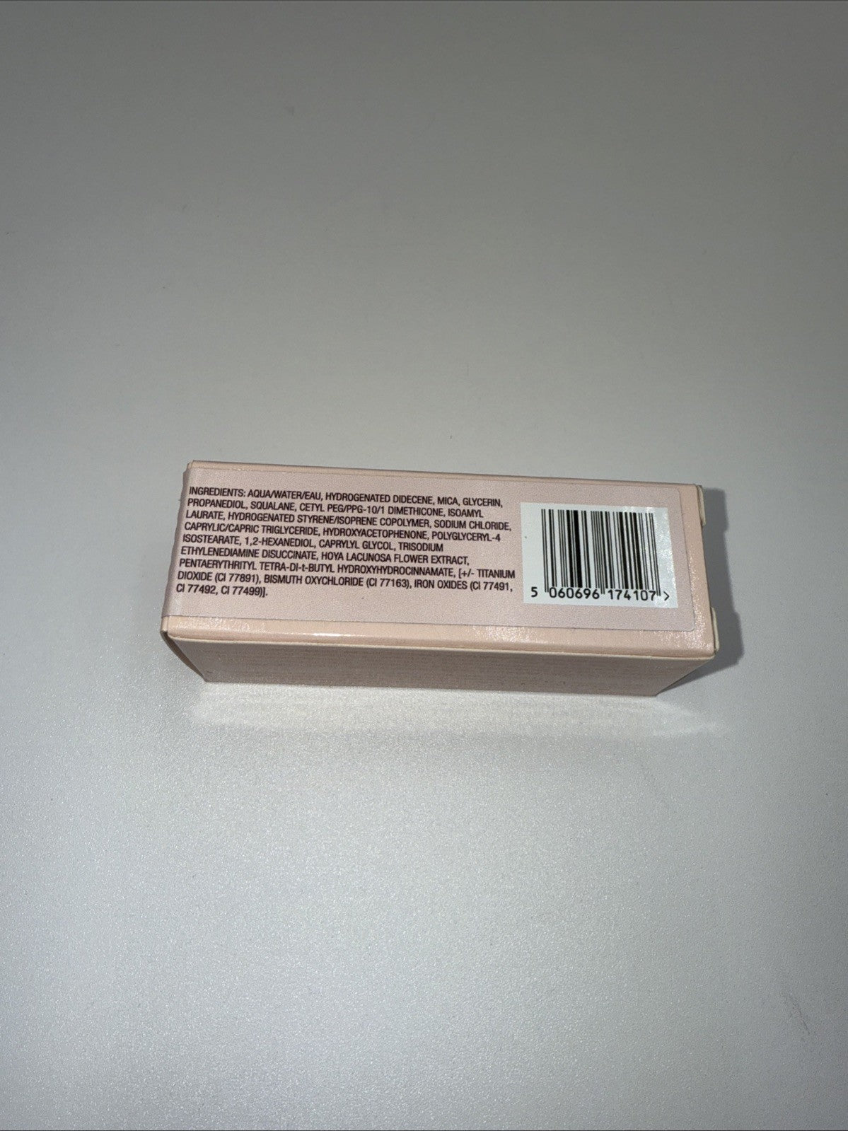 Charlotte Tilbury Hollywood Flawless Filter 4.5 Medium Full Size NIB 1 FL OZ.