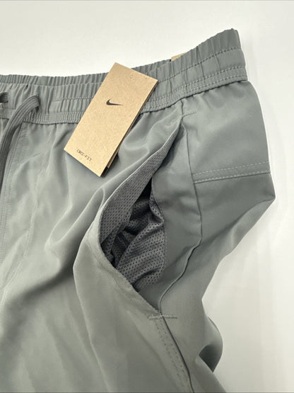 Nike Men's Form Dri-FIT 8" Unlined Versatile Shorts- Light Grey-Large Tall - New