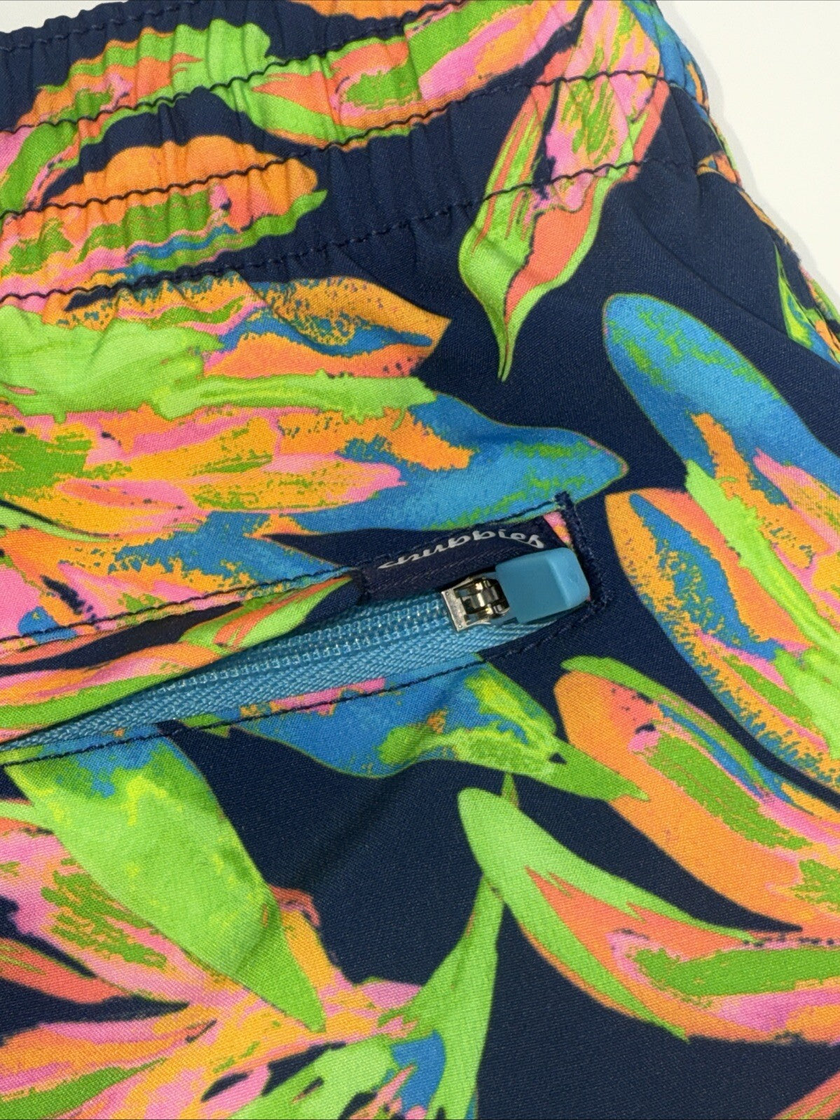 $70 Chubbies The Ocean Flowers 5.5" Inseam Swim Trunks-Multi -Large -New Tag