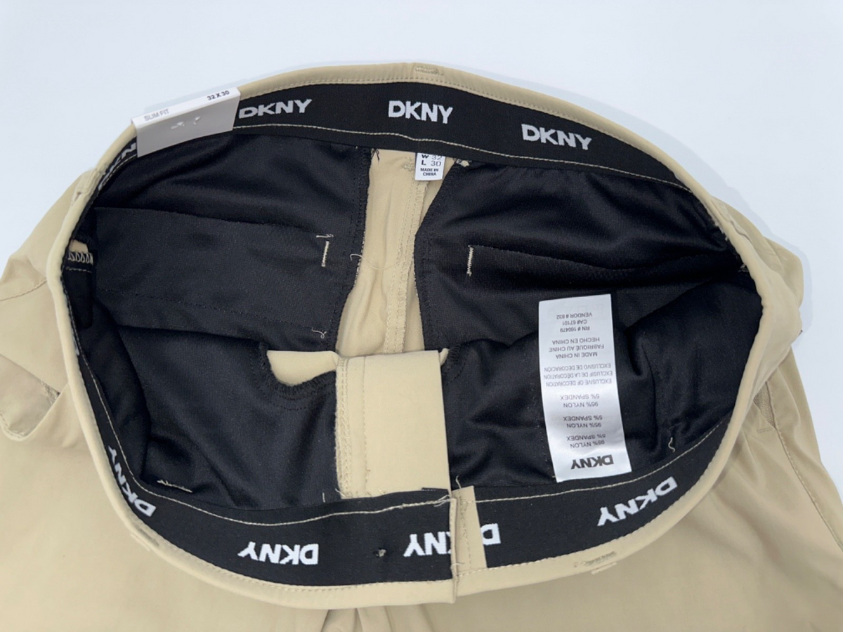$90 DKNY Men's Essential Tech Chino Pant - Khaki - 32W x 30L - New With Tags