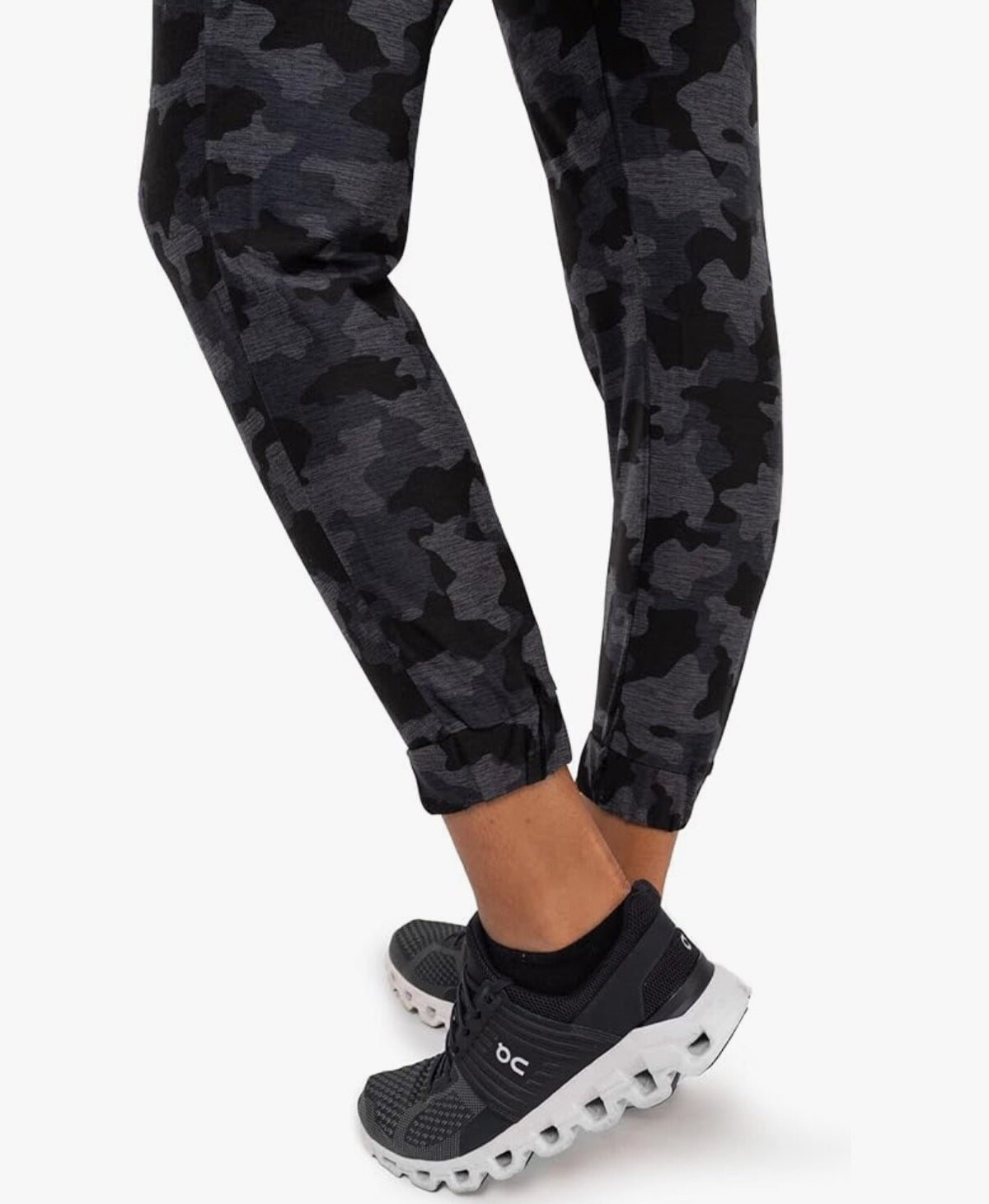 $64  Kyodan Women’s-Camo Joggers-Black Camo-Medium-New With Tags