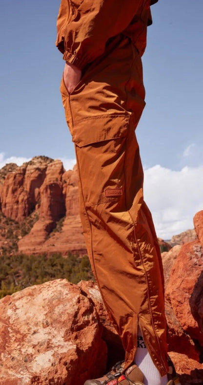 $115 Halfdays Women’s Watson Nylon Cargo Pants baggy Hiking -Caramel-Large-NEW