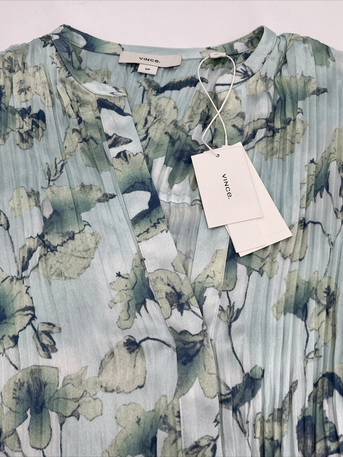 $295 Vince Women’s Floral Crushed Satin Blouse Shirt- Pale Lagoon-Small-New Tag