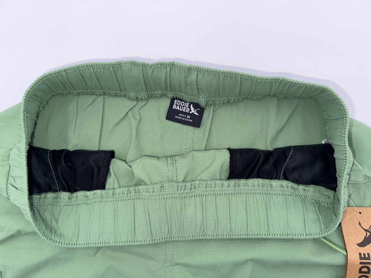 $65 Eddie Bauer Men's Kashmir Stampede Shorts 7” - Green - Medium - New With Tag