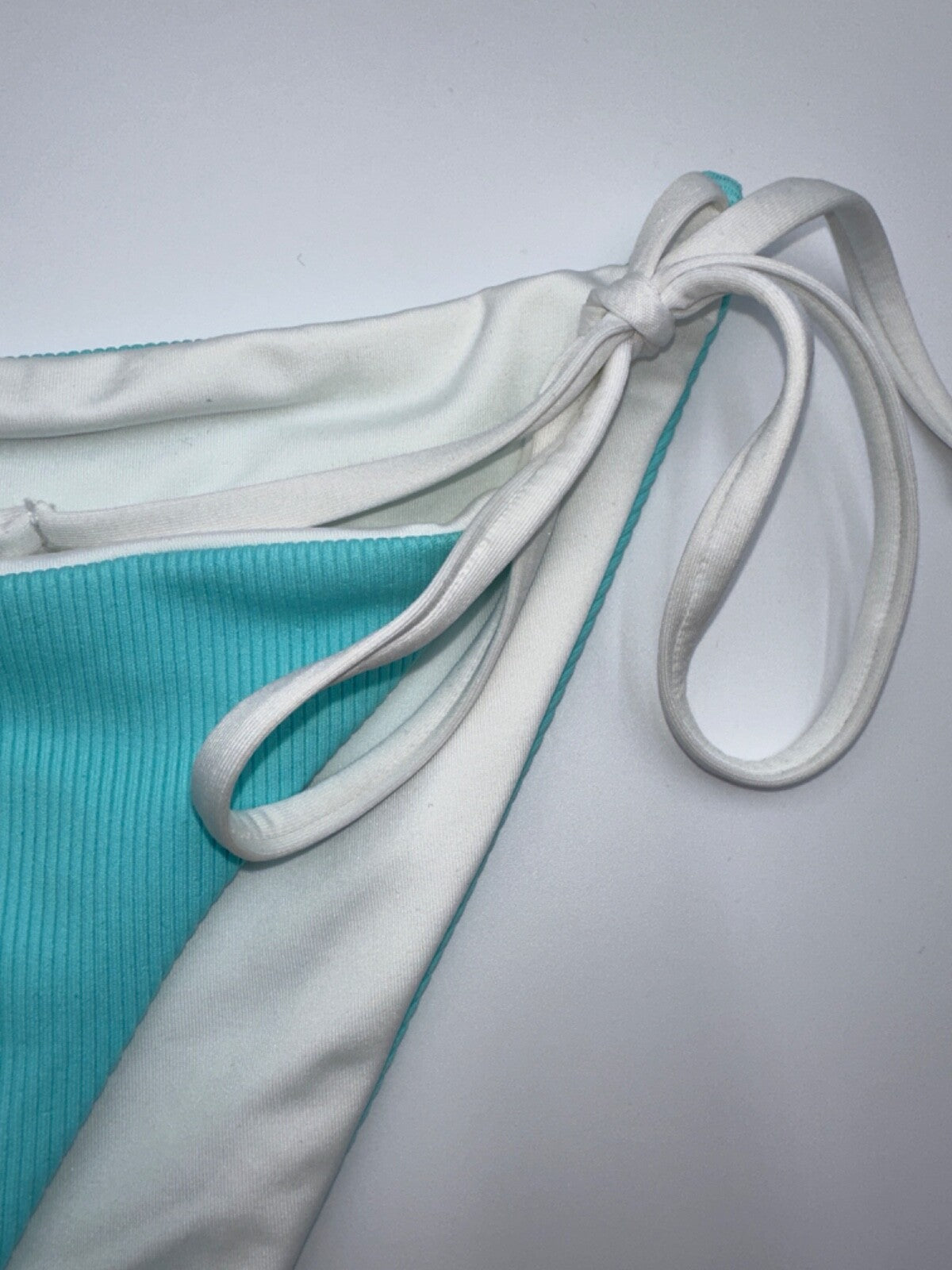 $128 Lucky Brand Women’s 2pc Reversible Swim Suit - Cyan - Medium -New With Tag