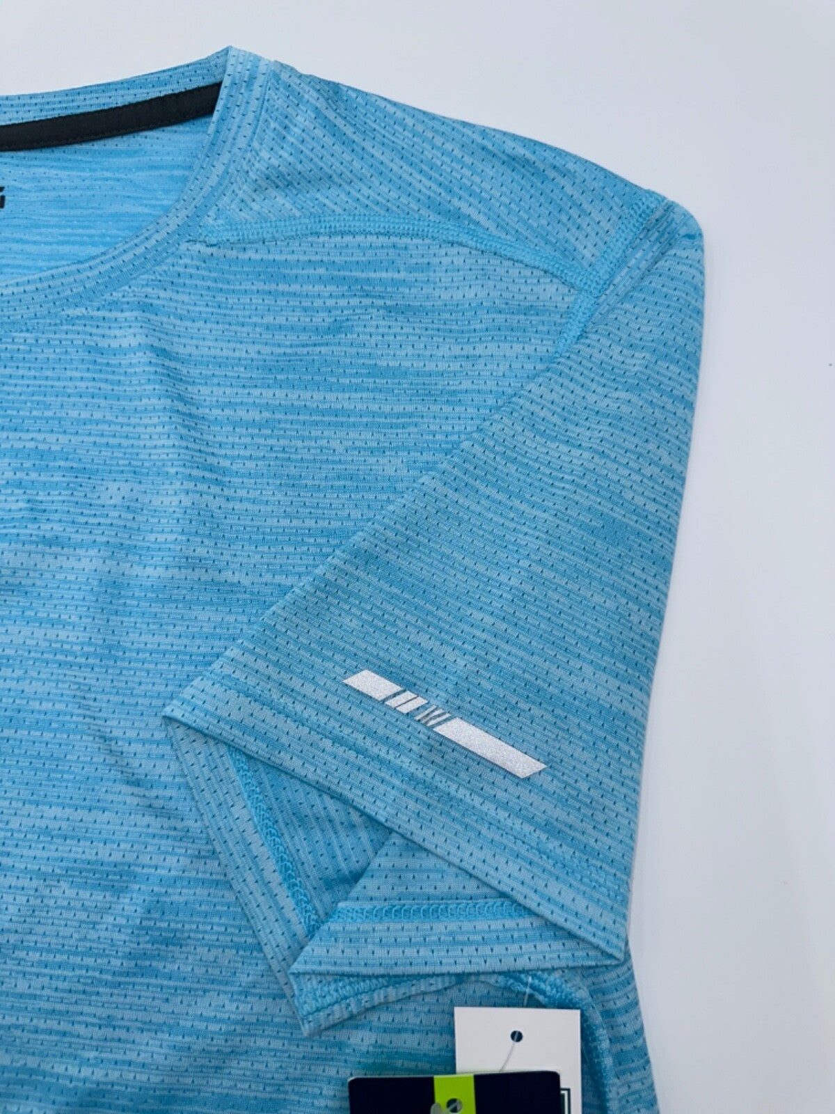DSG Men’s SS Run Tee Shirt - Arctic Blast Blue - Small - New With Tags