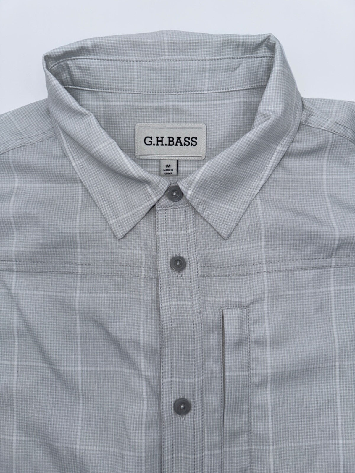 $60 G.H. Bass Men’s SS Cationic Shirt - Glacier Gray - Medium - New With Tags