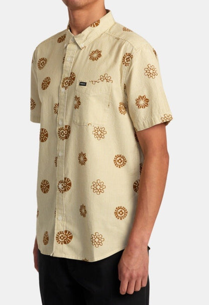 $66 RVCA Men's S/S Button Shirt ENDLESS SEERSUCKER - Gold - Medium - New W Tags