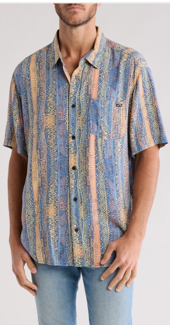 $66 BILLABONG Men's Patrick Short Sleeve Button Shirt- Multi - Large-New