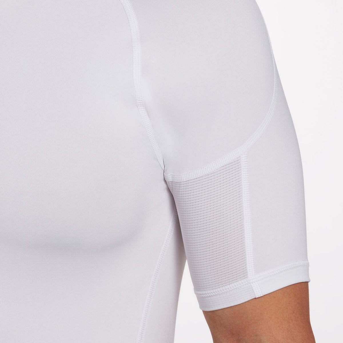 DSG Men’s Compression Crew T Shirt - Pure White - Small - New With Tags