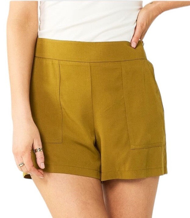 Nine West Women’s Midrise Patch Pocket Pull On Shorts -Destiny Green- Medium NWT