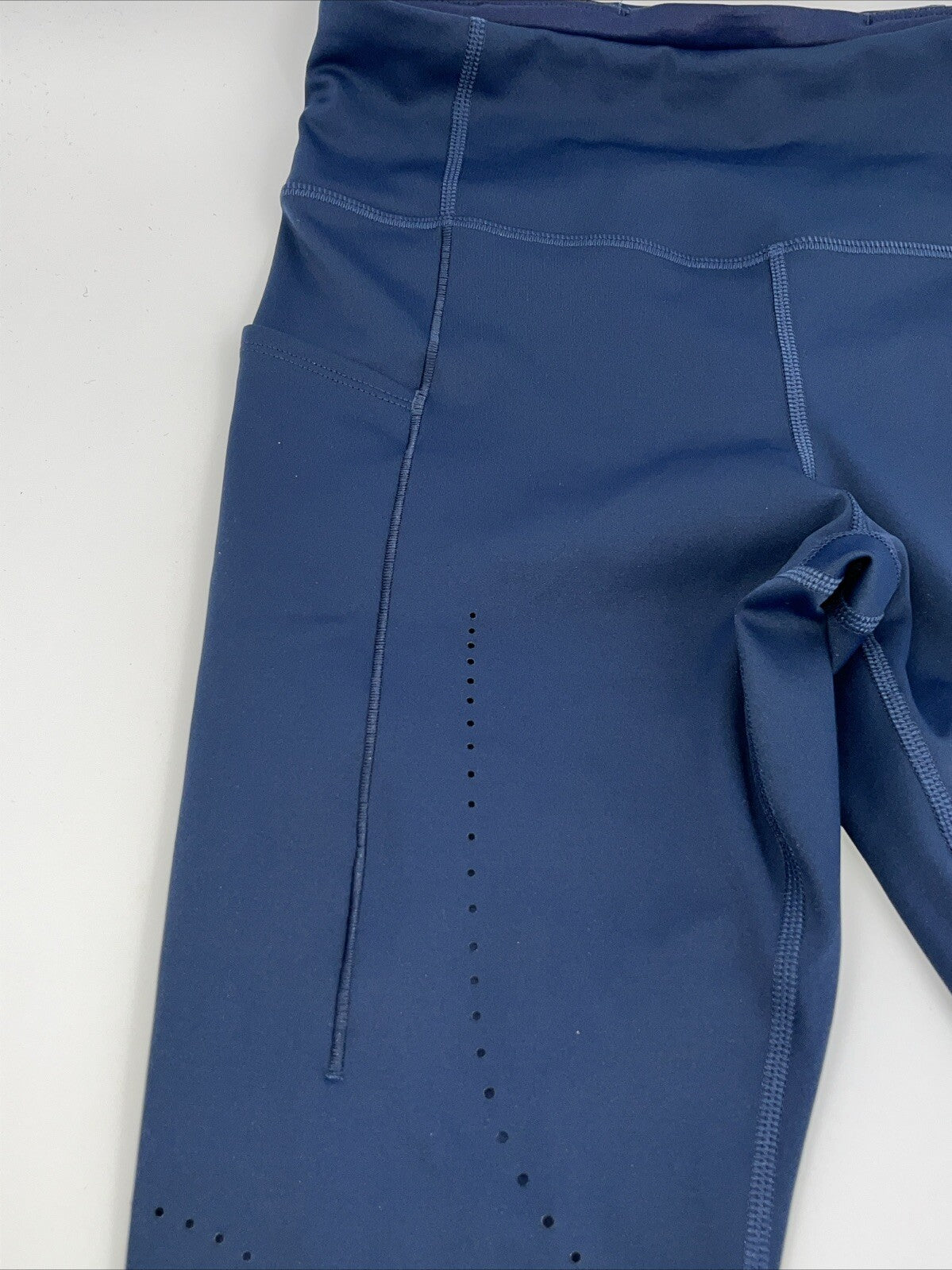 $95 Brooks Women’s Method 3/4 Tights - Navy - XLarge - New With Tags