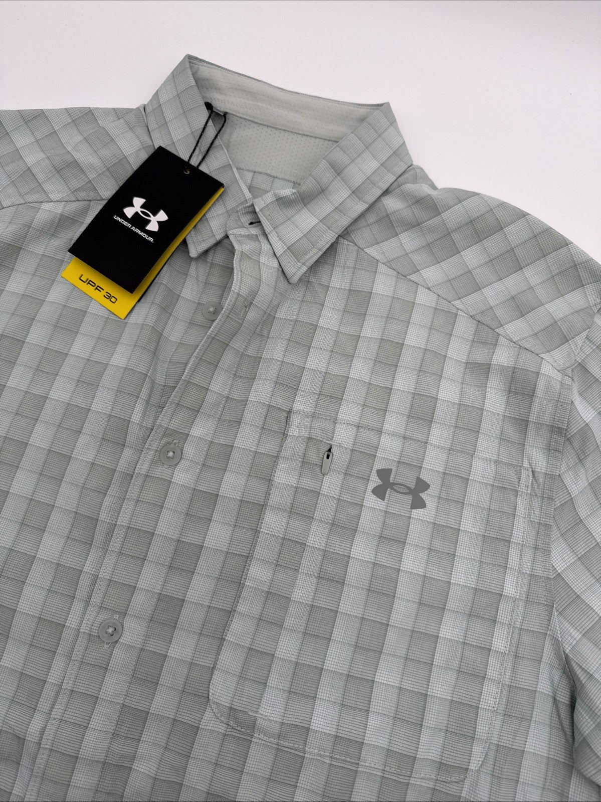 $55 Under Armour Men’s Drift Tide 2.0 Plaid Button Up Shirt-Hydro Green -Medium