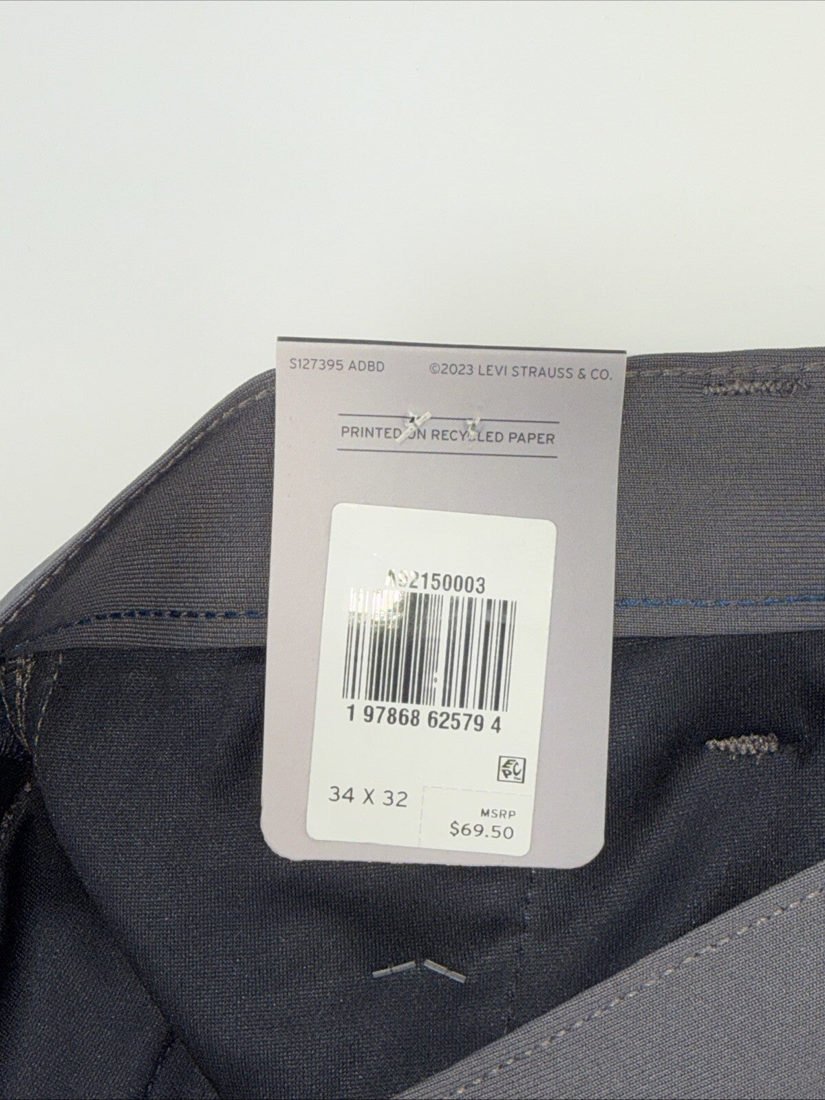 $69 Levi’s Men’s XX Chino Standard Tech Pants- Charred Grey- 34W x 32L- New Tags