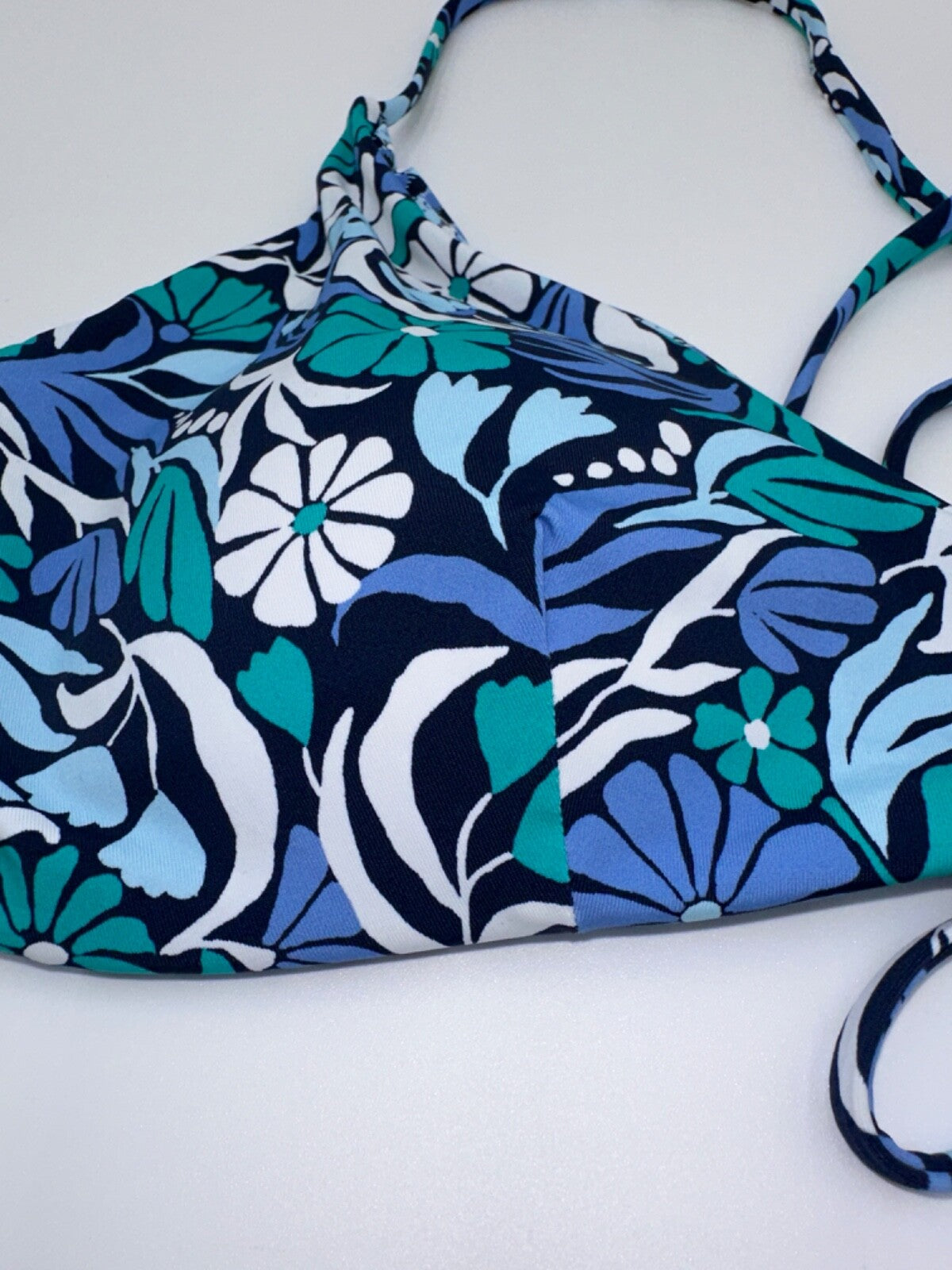 $88 Roxy Women’s Tri Scopp Reversible Cheeky Swim Suit - Blue - XLarge - New