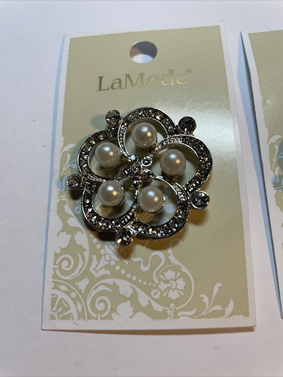 Lot Of 2 Cards La Mode Pearl rhinestones 34mm Buttons 00014  - 1 Count