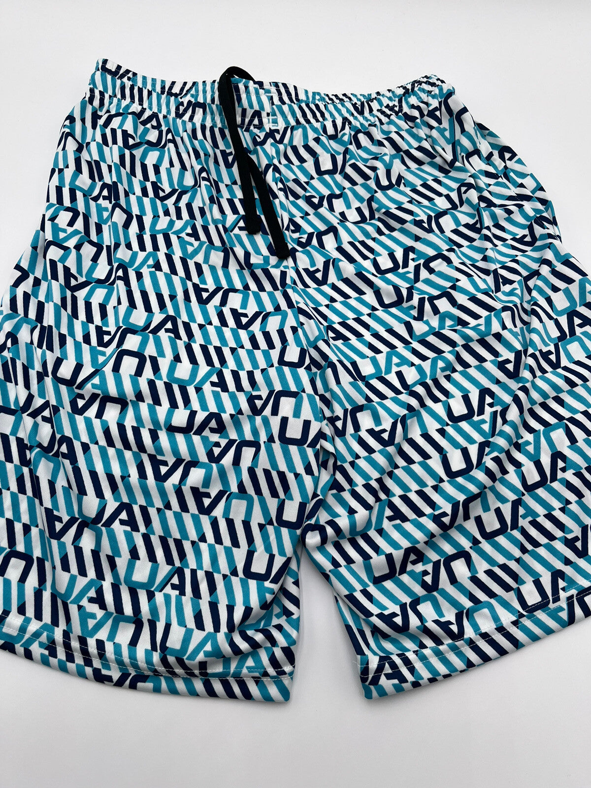 Under Armour Men’s Tech Printed Shorts - -White Blue-Small -NWT $35