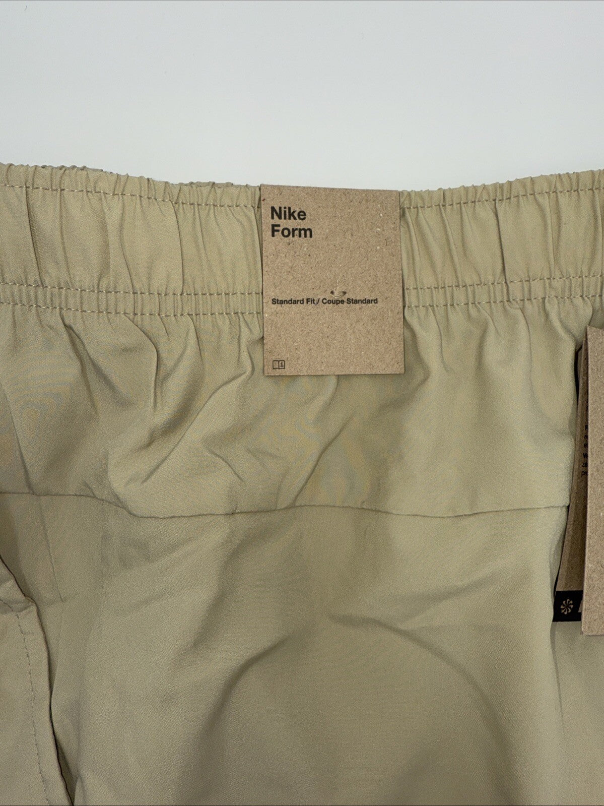 $60 Nike Form Tapered Versatile Pants Lightweight Jogger FB7497-Beige-Large