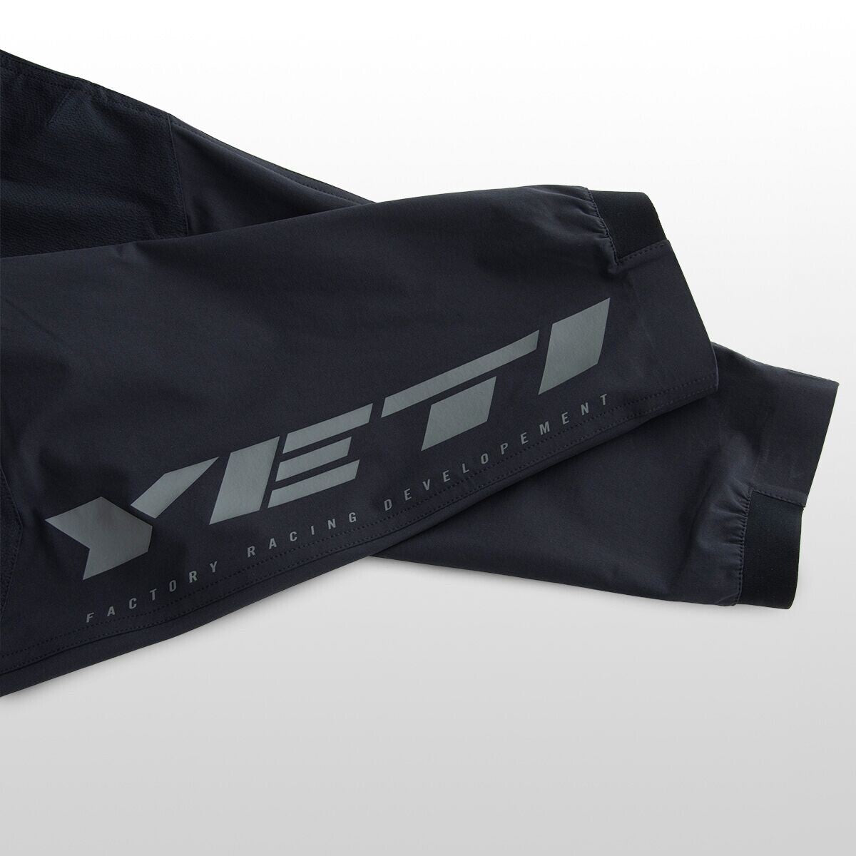 $150 Yeti Men's Renigade Riding Pants - Black - Large - New With Tags