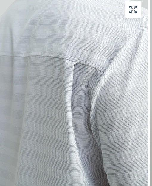 $60 Huk Men’s Kona Cross Dye Button up S/S Shirt- White Stripes- Small -New Tags
