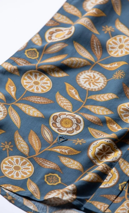 $70 Vissla Men’s Woven Medallions Eco Button Down Shirt - Blue/Gold - Small-New
