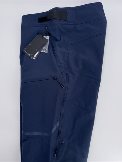 $200 Rossignol Men’s Skpr Tech Ski/ Hiking Climbing Pants- Navy- Large - New Tag