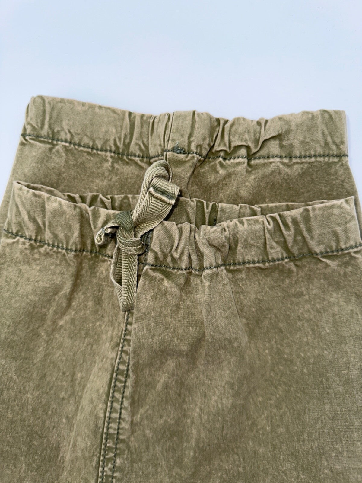 $40 SO Women's High Rise Pull On Pant - Drew Green - Medium - New With Tag