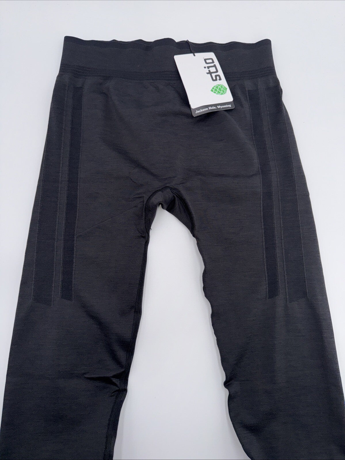 $119 Stio Women's Seamless Tight Leggings- Black Heather - Large -New Tag