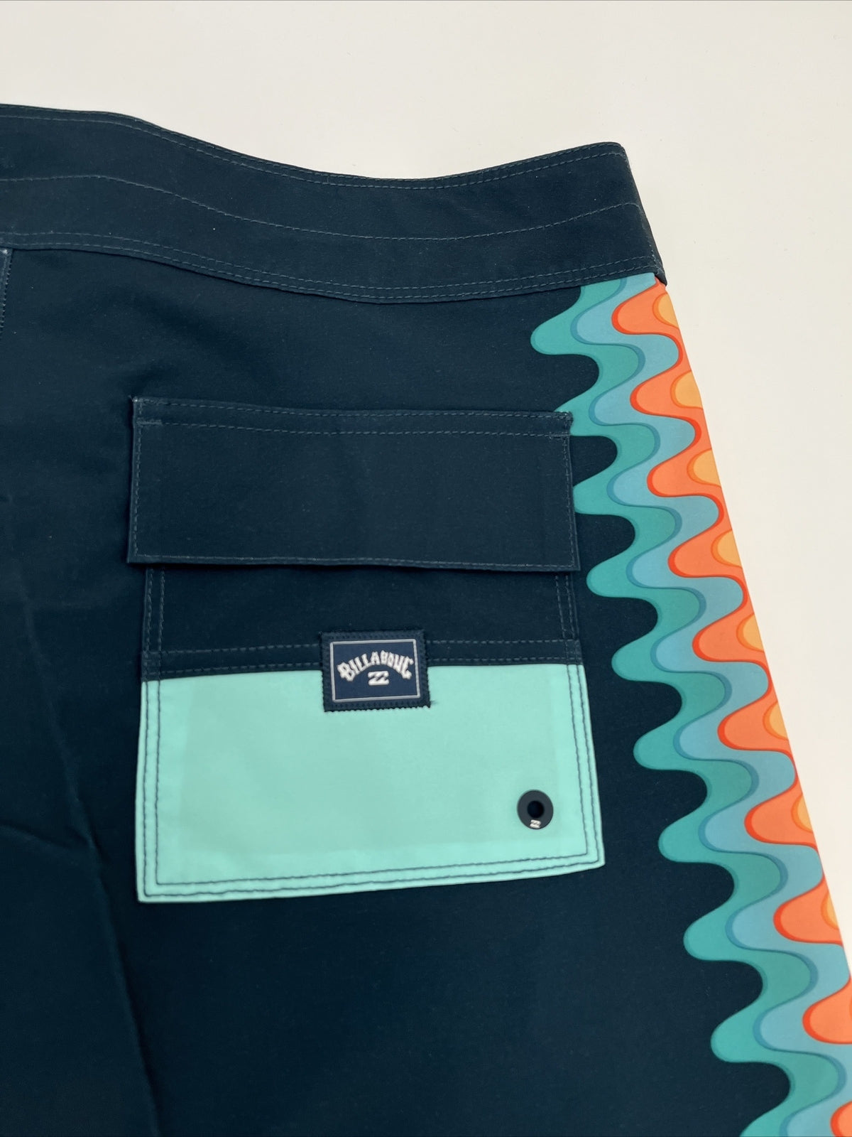 $60 Billabong D Bah Placement 19" Board Shorts - #43860-Multi Teal-Size: 30W-New