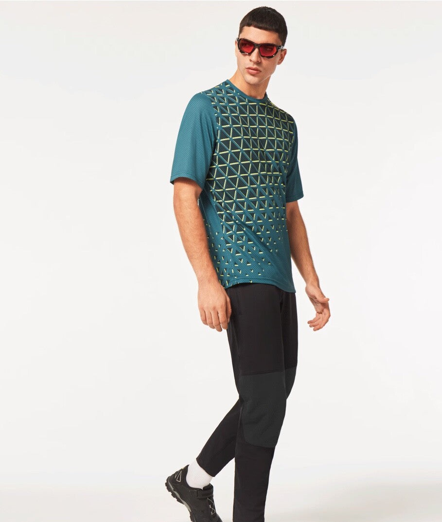 $140 Oakley Men’s-MBT Long Pant-Black-30W- New Tag