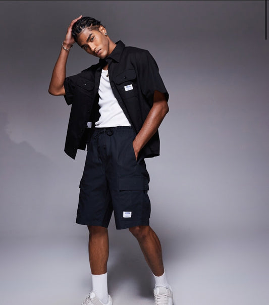 $98 Hugo Boss Men’s-Giulio Relaxed Fit Cargo Shorts -Black- Medium - New Tags
