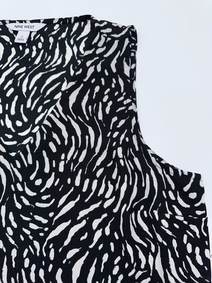 Nine West Women's Woven V Neck Shell Blouse - Black/White - Small - New