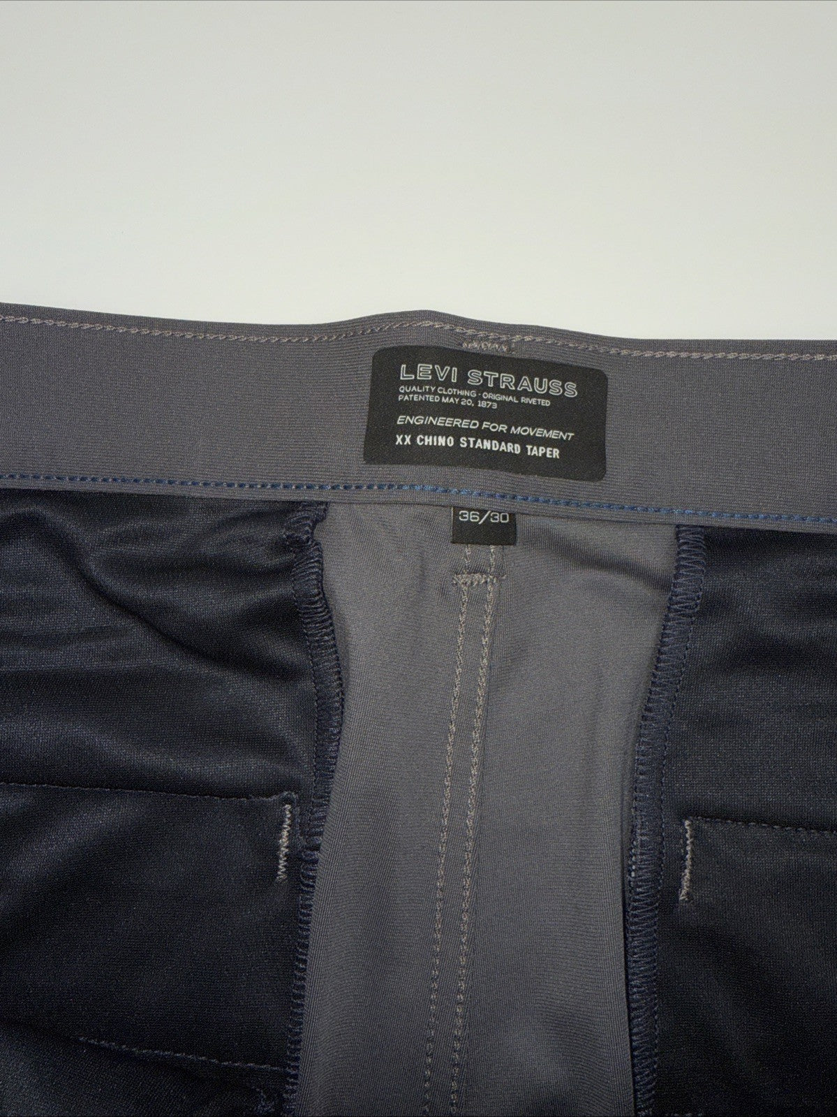 $69 Levi’s XX Chino Standard Tech Men’s Pants- Charred Grey- 36W 30L-New Tags