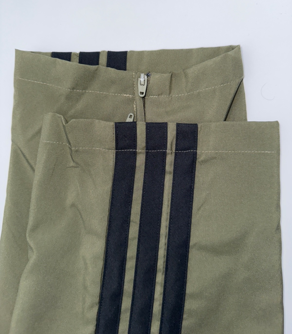 $45 Adidas Men’s Essentials 3 Stripe Standford Hem Pants-Olive Starta- Medium