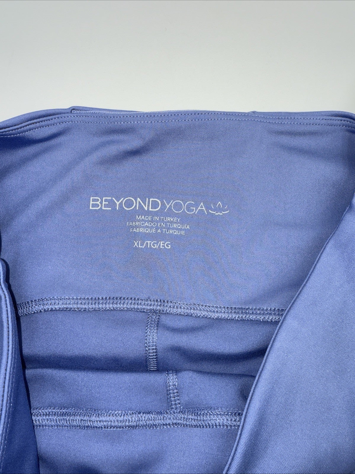 $110 Beyond Yoga Women's Leggings IT3564 - Hazi Peri - XLarge - New With Tags