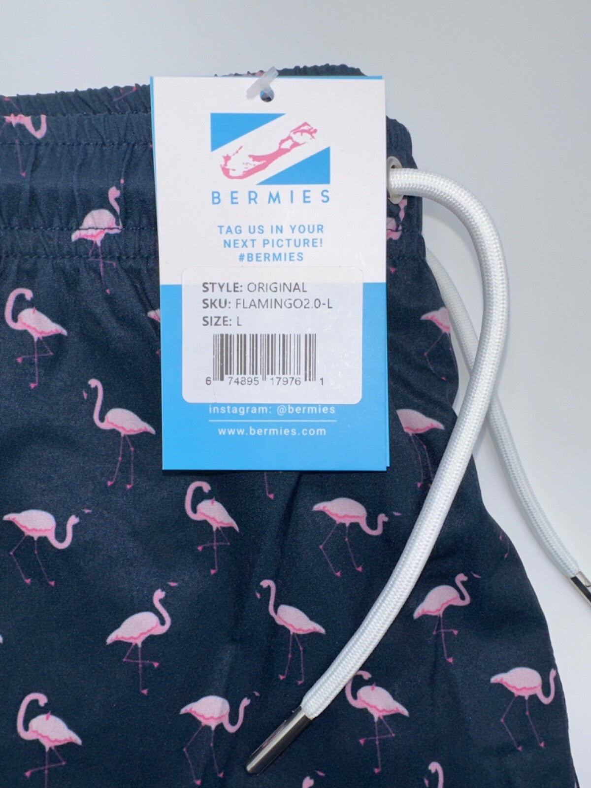 $55 Bermies Men’s 4.5” Swim Trunks-Flamingo 2.0 -Dark Blue- Large- New with tags