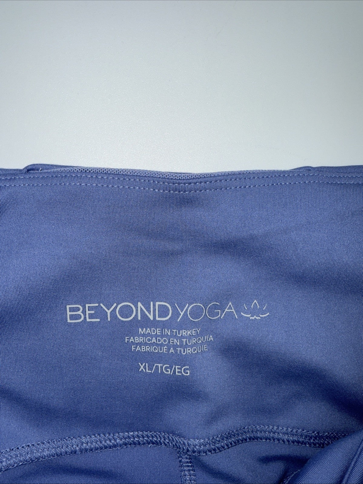 $110 Beyond Yoga Women’s Leggings IT3564- Hazi Peri- XLarge- New With Tags