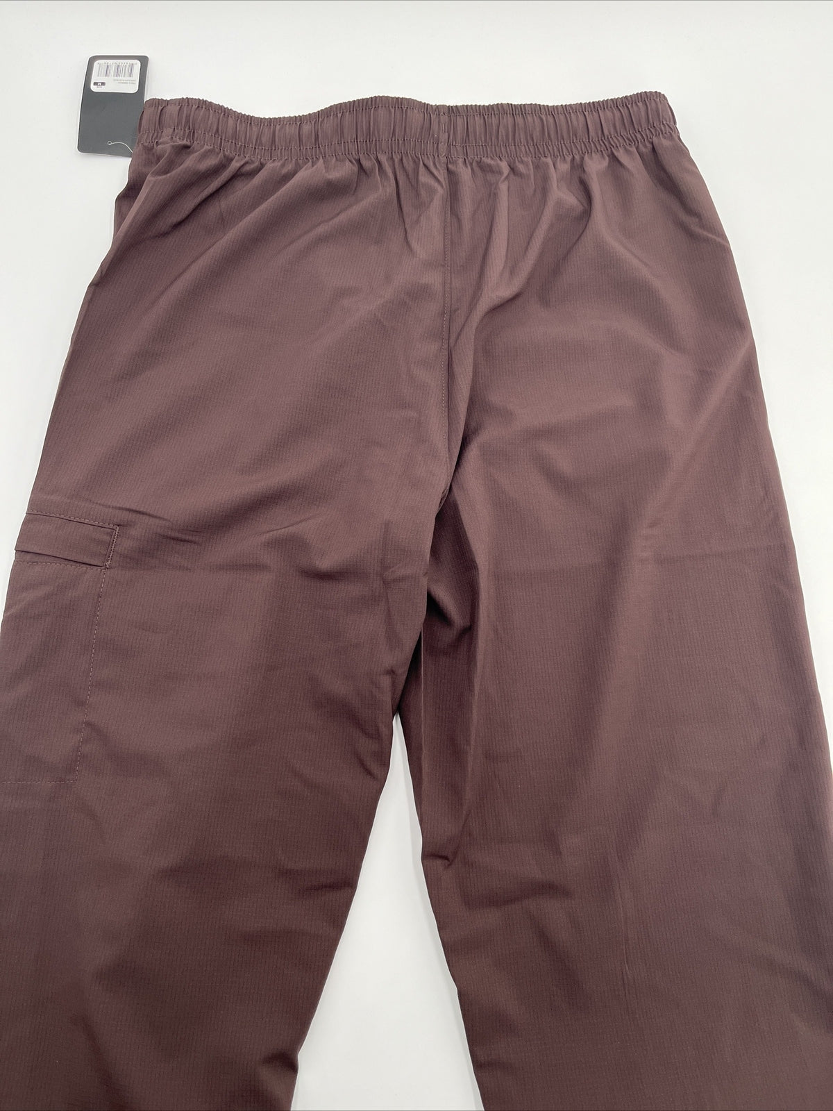 $75 Eddie Bauer Men’s Frontier Lightweight Pants-Chocolate Plum-Medium-New Tag