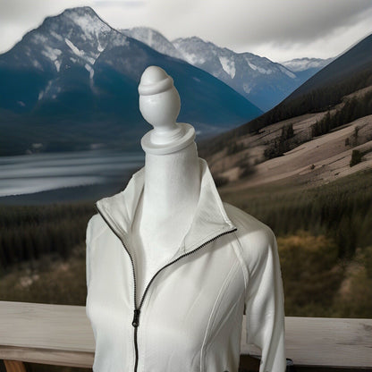 $120 Sherpa Women’s Aartifull Zip Jacket- Katha White- Small-New Tags