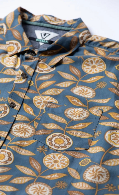 $70 Vissla Men’s Woven Medallions Eco Button Down Shirt - Blue/Gold - Small-New