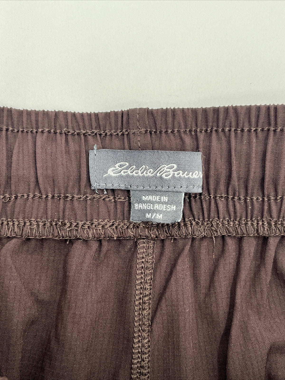 $75 Eddie Bauer Men’s Frontier Lightweight Pants-Chocolate Plum-Medium-New Tag