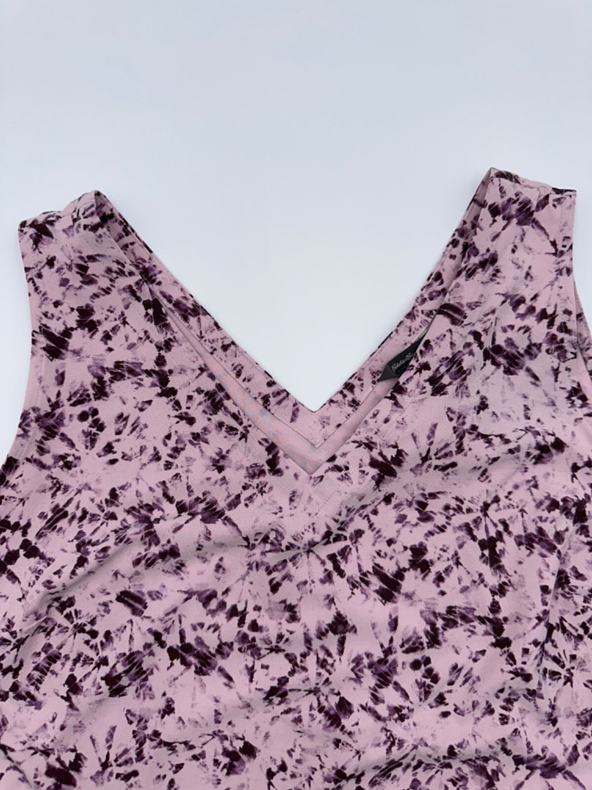 $45 Eddie Bauer Departure V-Neck Tank Top - Dusty Lilac - Small - New with tag