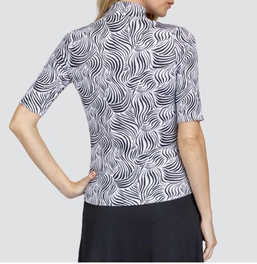 Tail Women's Short Sleeve Mock Neck 1/4 Zip Golf Polo - Fluid Swirl- XSmall NWT